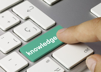 摇臂钻床按钮功能介绍 摇臂钻床型号代表什么意思